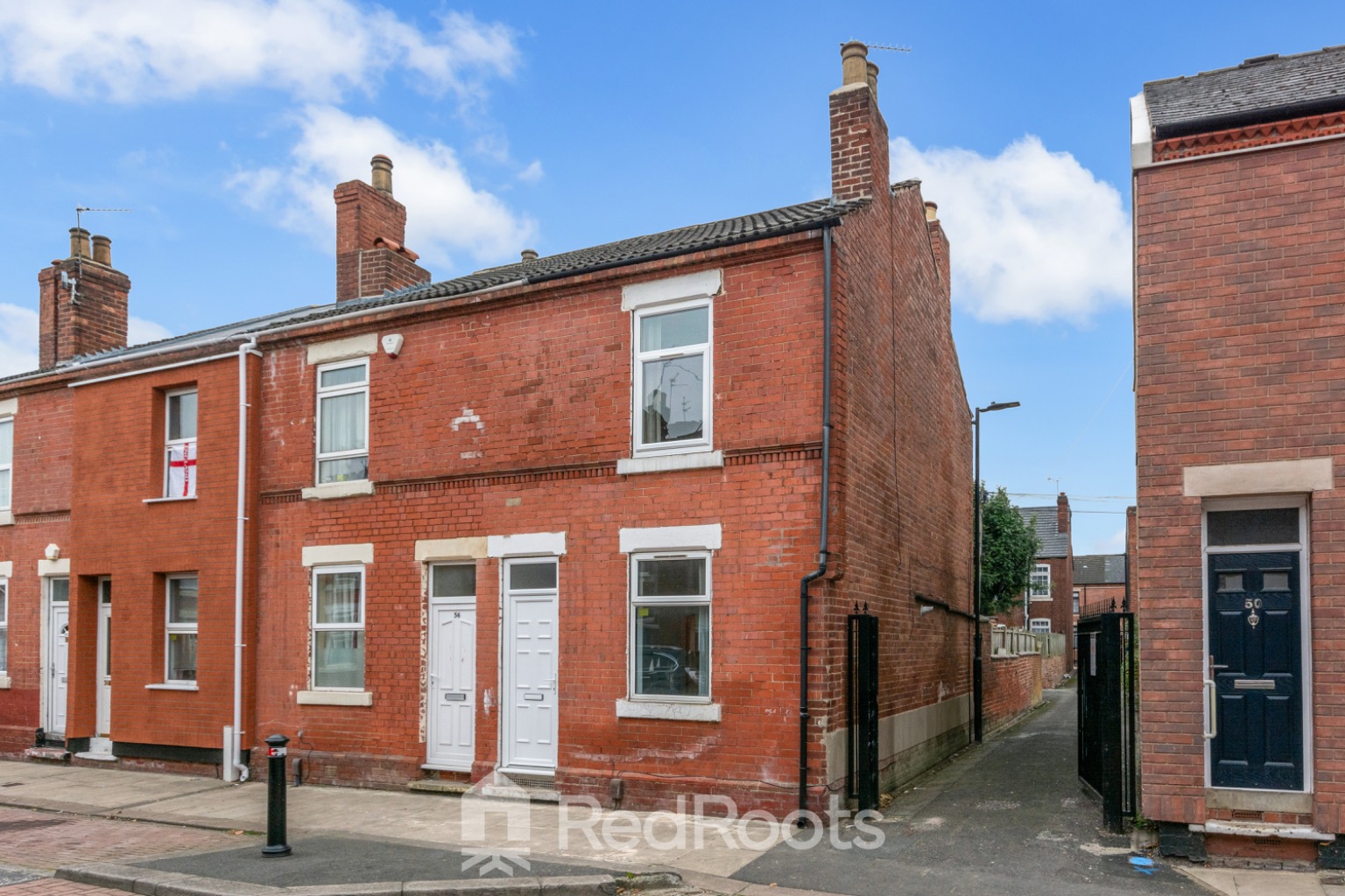 2 bed end of terrace house to rent in Ellerker Avenue, Doncaster, South Yorkshire, DN4
