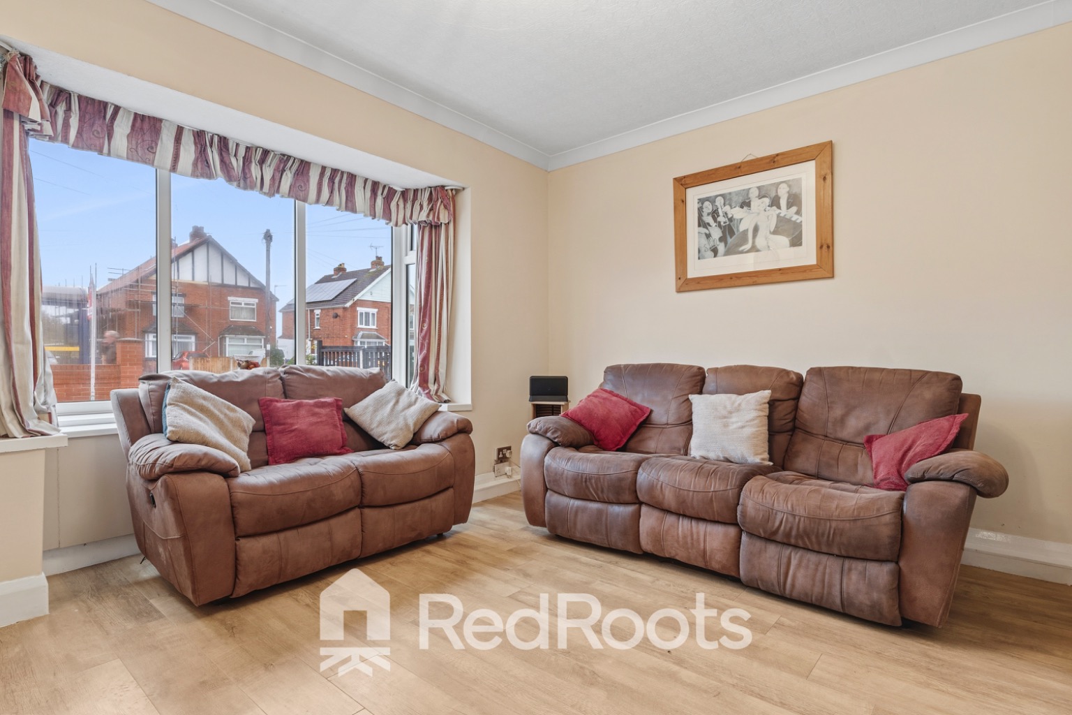 3 bed semi-detached house for sale in High Street, Dunsville, Doncaster, South Yorkshire, DN7  - Property Image 3