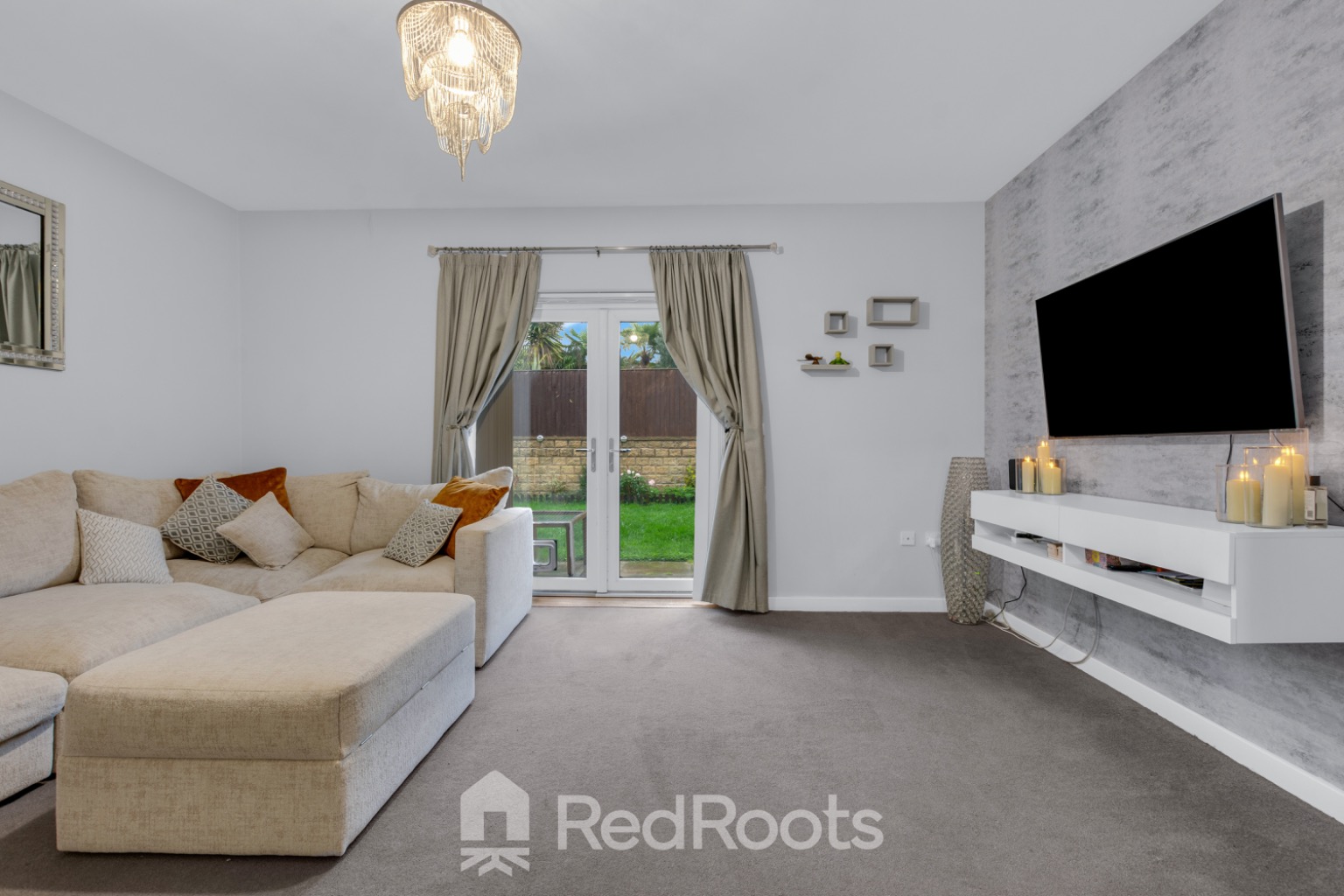 3 bed end of terrace house for sale in South Elmsall, Pontefract, West Yorkshire, WF9  - Property Image 5