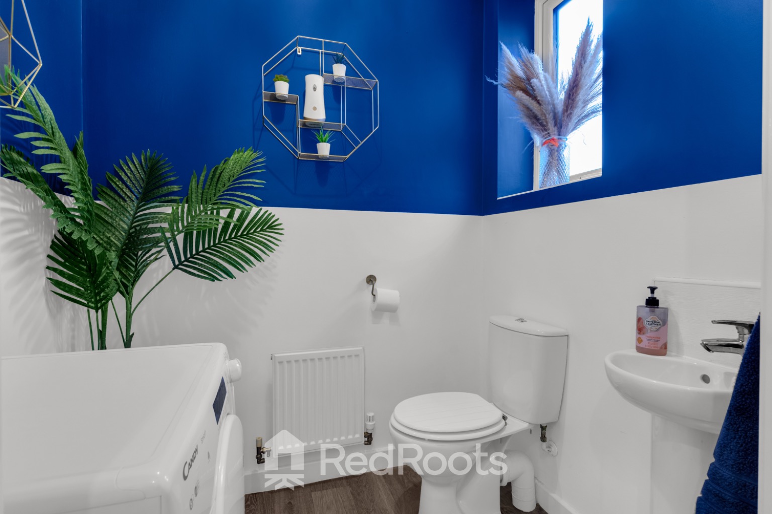 3 bed end of terrace house for sale in South Elmsall, Pontefract, West Yorkshire, WF9  - Property Image 9