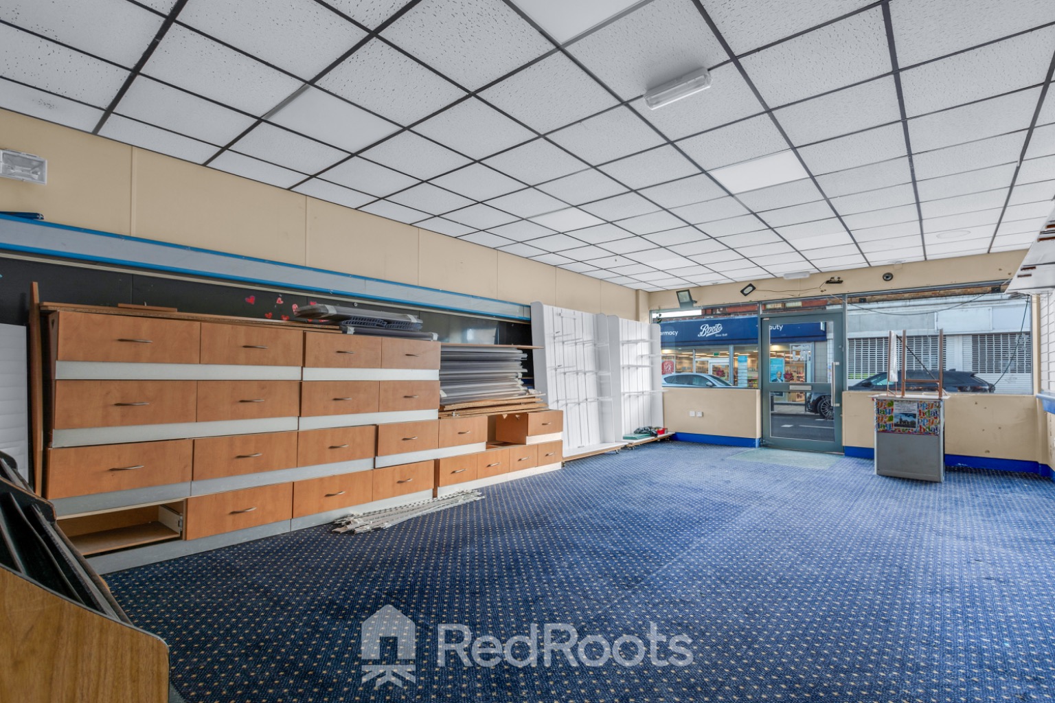 Commercial property to rent in 24 Barnsley Road, South Elmsall, Pontefract, West Yorkshire, WF9 - Property Image 2