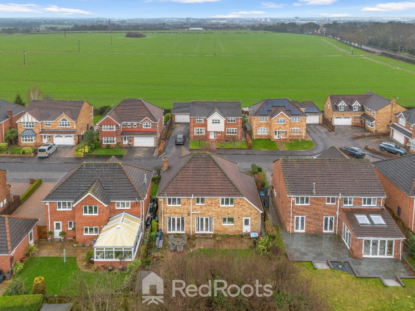 4 bed detached house for sale in Roe Croft Close, Sprotbrough, Doncaster, South Yorkshire, DN5  - Property Image 3