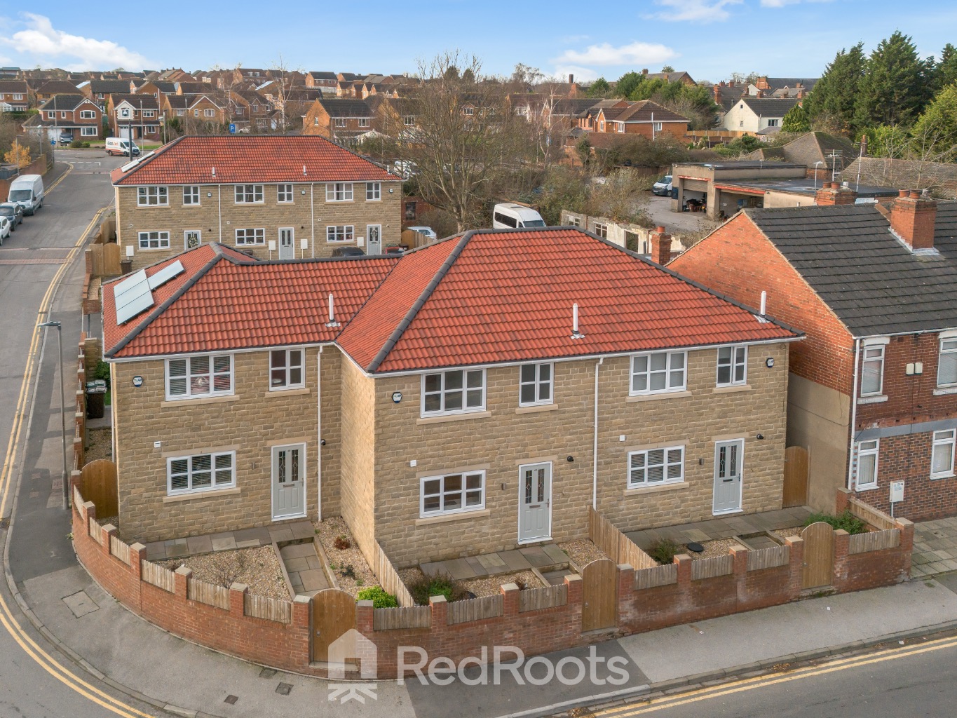 3 bed terraced house for sale in Doncaster Road, South Elmsall, Pontefract, West Yorkshire, WF9  - Property Image 25