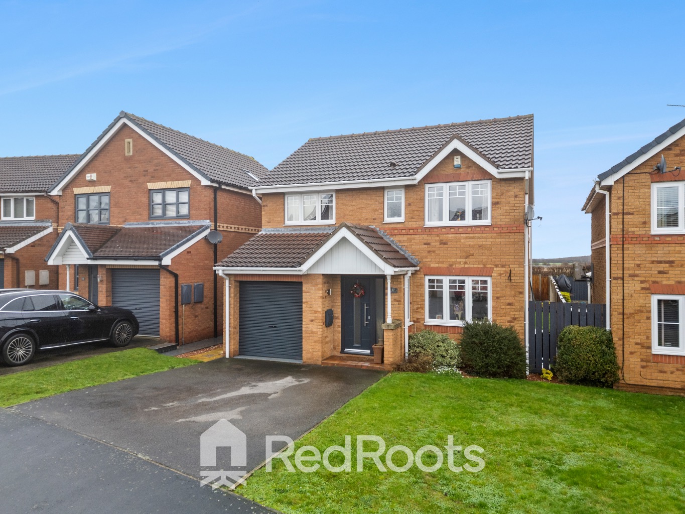 4 bed detached house for sale in Radcliffe Lane, Scawthorpe, Doncaster, DN5  - Property Image 1