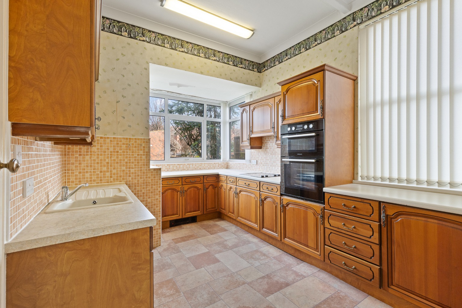 5 bed detached house for sale in Axholme Road, Doncaster, South Yorkshire, DN2 4AW  - Property Image 9