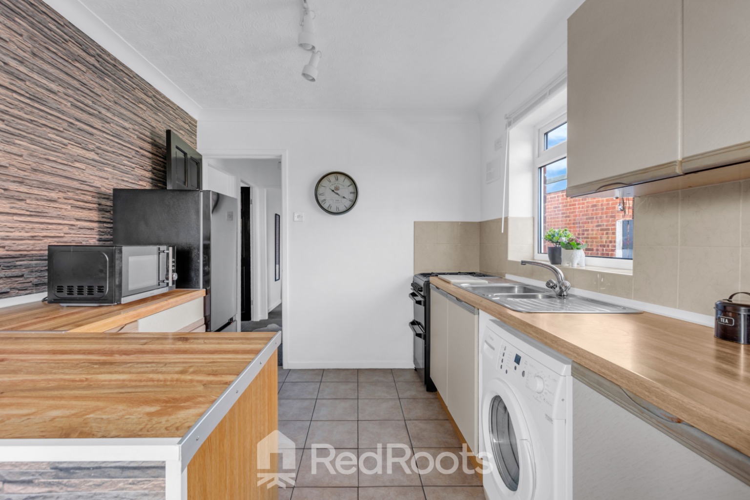 2 bed semi-detached bungalow for sale in Clayton Holt, South Kirkby, Pontefract, West Yorkshire, WF9  - Property Image 11