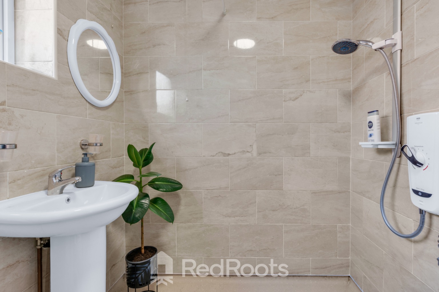 2 bed semi-detached bungalow for sale in Clayton Holt, South Kirkby, Pontefract, West Yorkshire, WF9  - Property Image 16