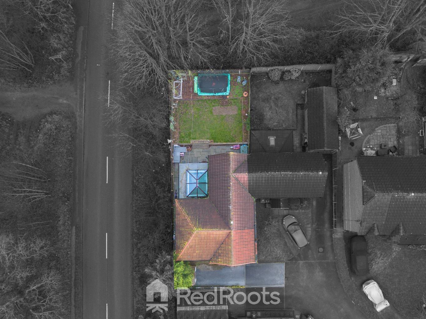 4 bed semi-detached house for sale in North End Drive, Harlington, Doncaster, DN5 - Property Image 6