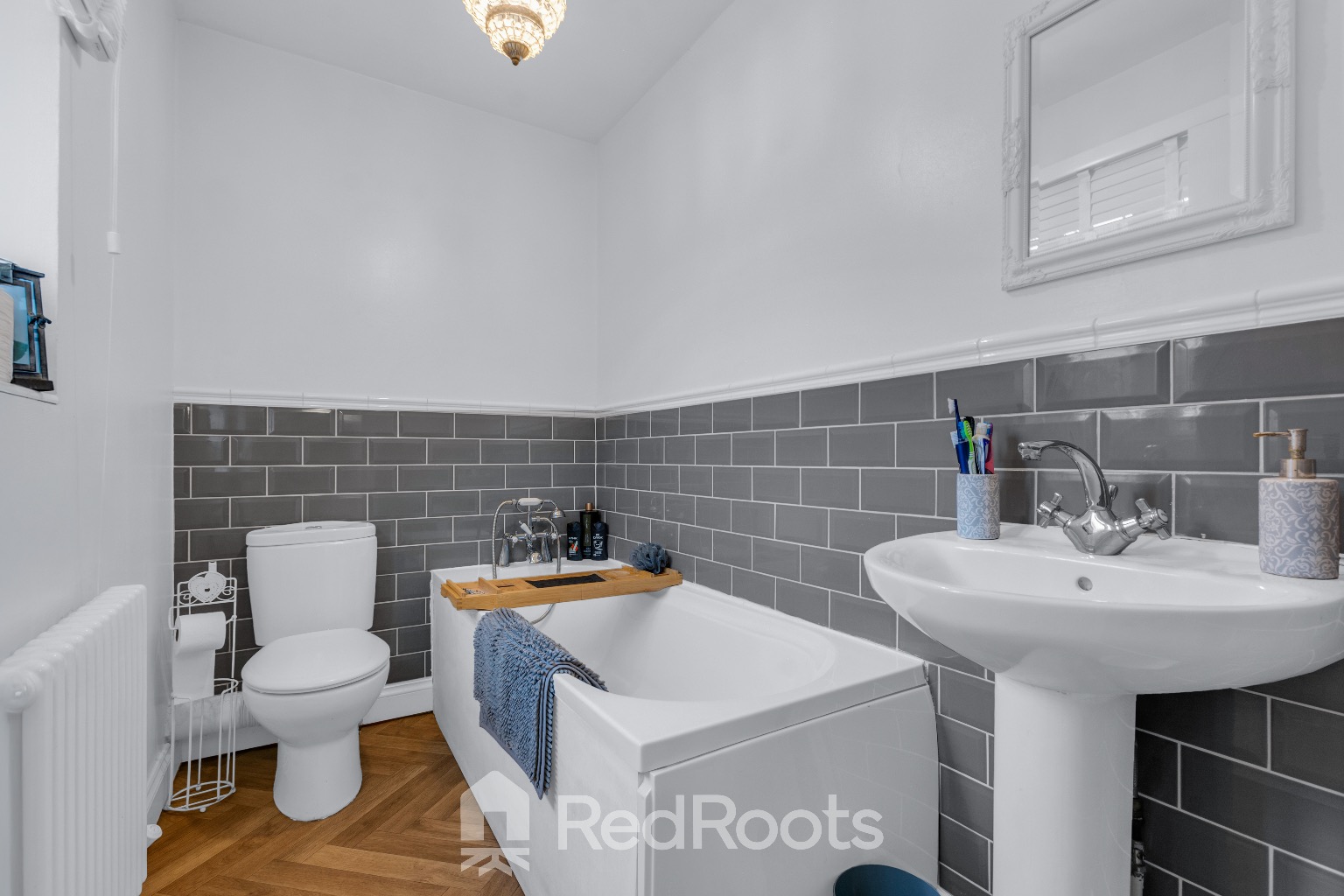 4 bed semi-detached house for sale in North End Drive, Harlington, Doncaster, DN5 - Property Image 18