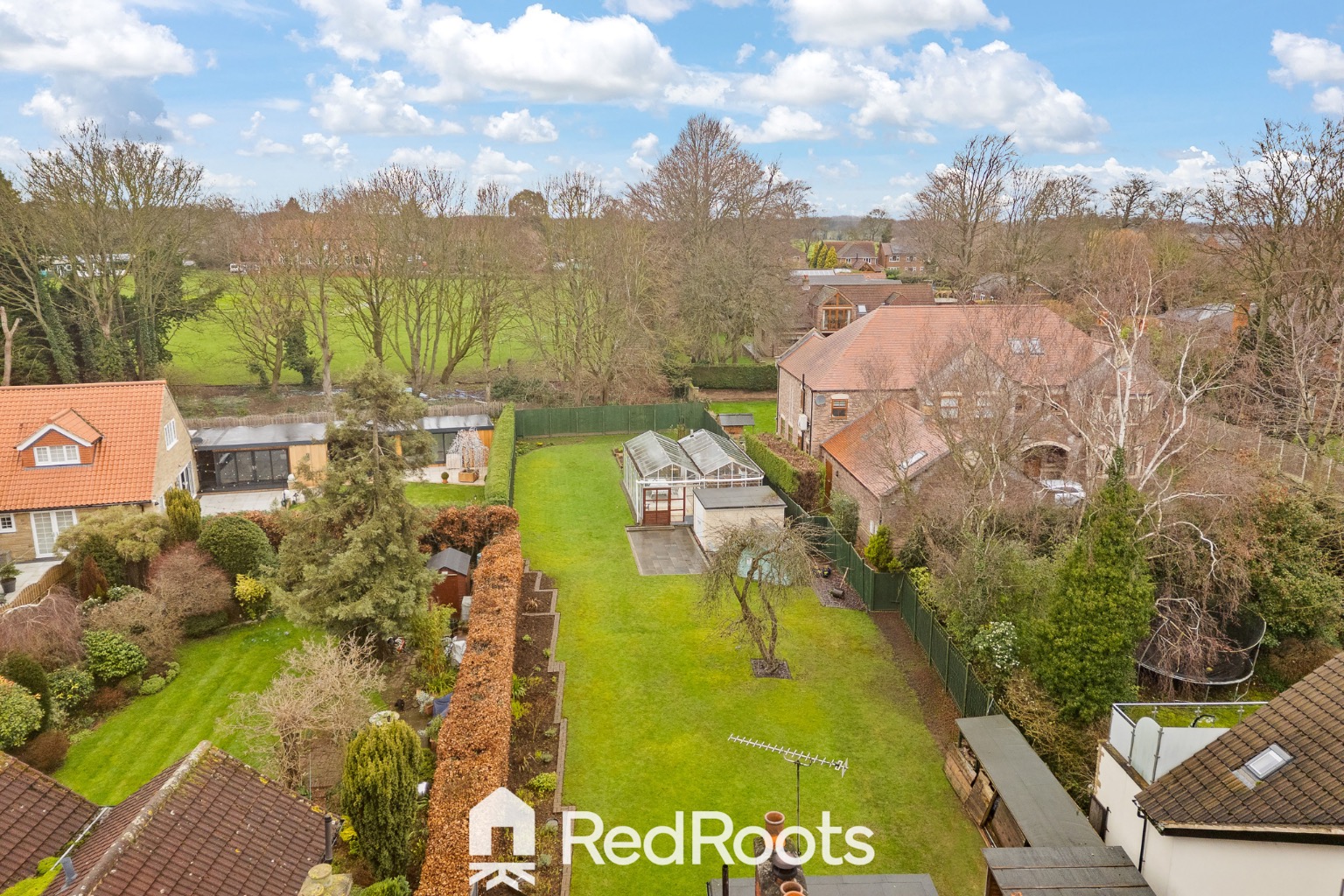 4 bed semi-detached house for sale in The Rigg, Park Drive, Sprotbrough, Doncaster, South Yorkshire, DN5  - Property Image 2