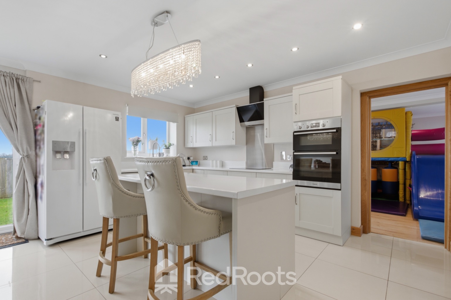 5 bed detached house for sale in Peters Close, Upton, Pontefract, West Yorkshire, WF9  - Property Image 4