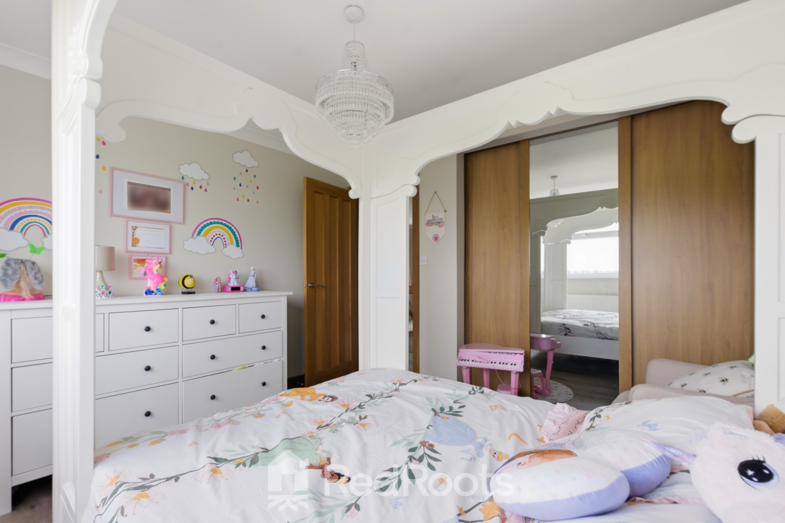 5 bed detached house for sale in Peters Close, Upton, Pontefract, West Yorkshire, WF9  - Property Image 17