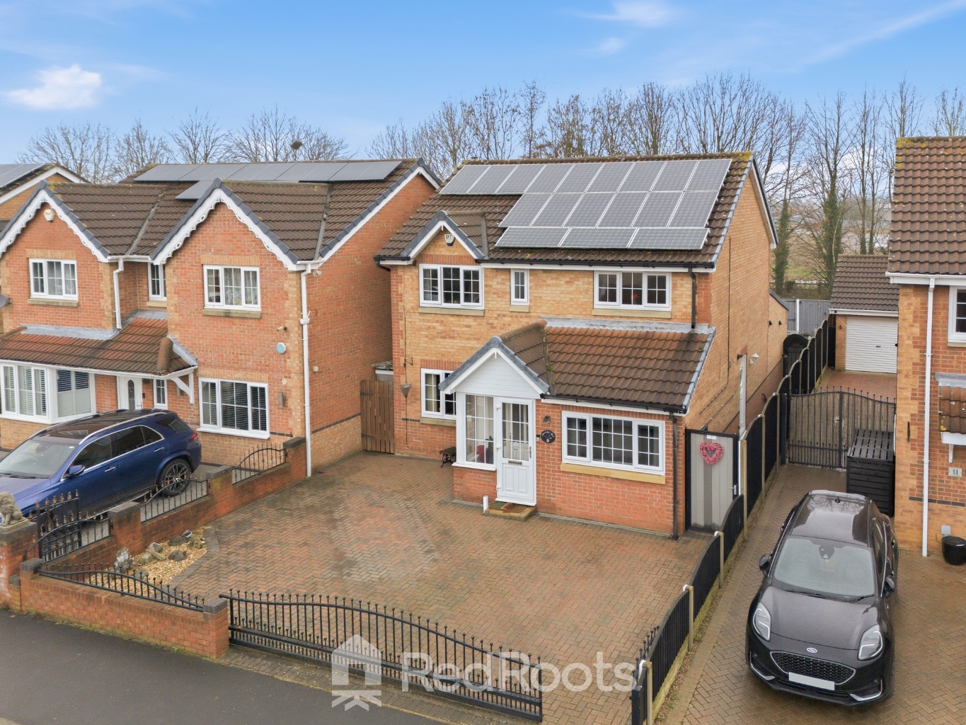 5 bed detached house for sale in Fossard Way, Scawthorpe, Doncaster, South Yorkshire, DN5  - Property Image 34