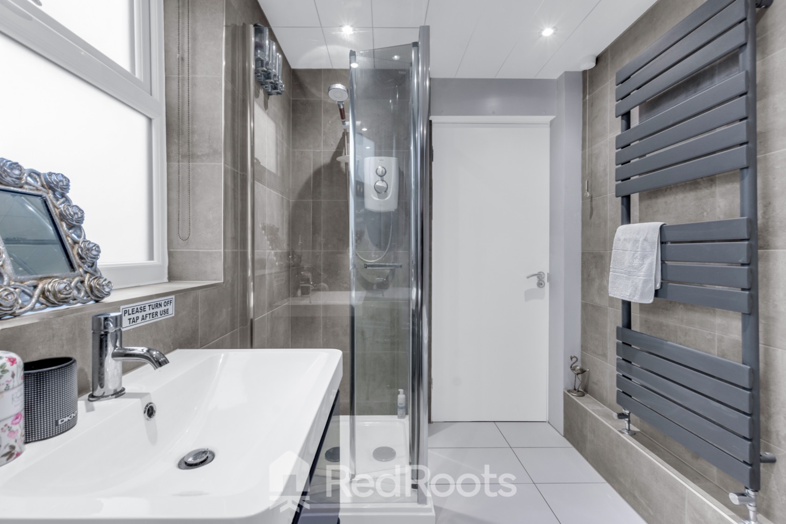 3 bed detached house for sale in Whites Wood Lane, Gainsborough, Lincolnshire, DN21 - Property Image 24