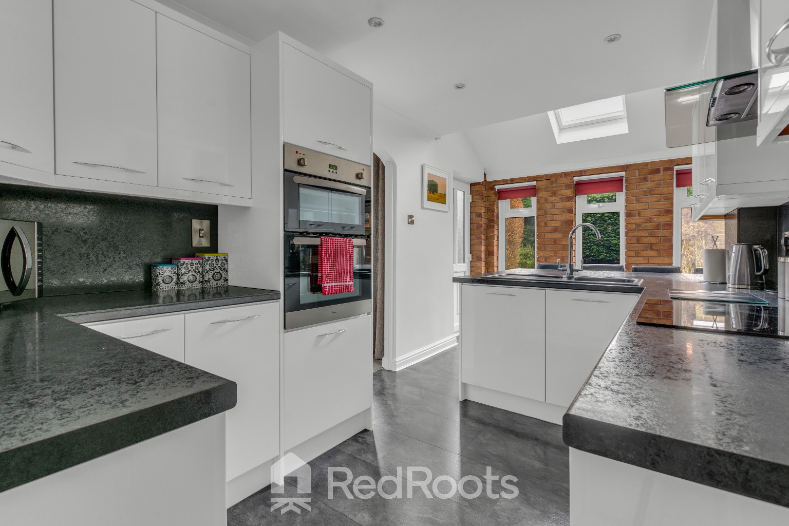 4 bed semi-detached house for sale in Hills Close, Sprotbrough, Doncaster, DN5  - Property Image 11