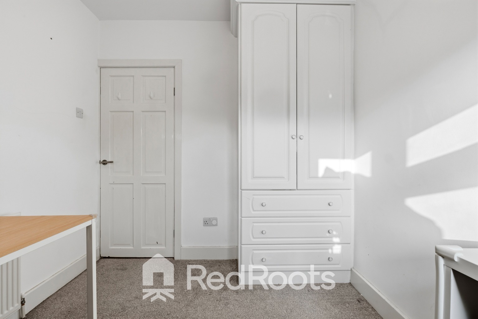 3 bed terraced house for sale in Barnes Avenue, Wrenthorpe  - Property Image 9