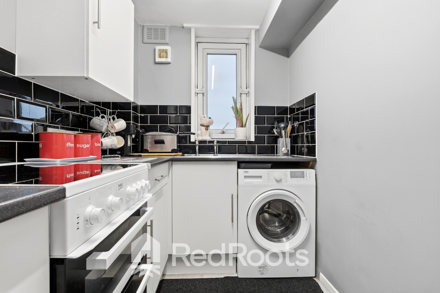 1 bed flat for sale in Talbot House, Elland, HX5 0DL  - Property Image 3