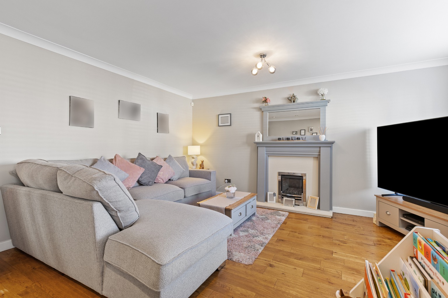 4 bed detached house for sale in Greenwood Avenue, Balby, Doncaster, South Yorkshire, DN4 0XE  - Property Image 2