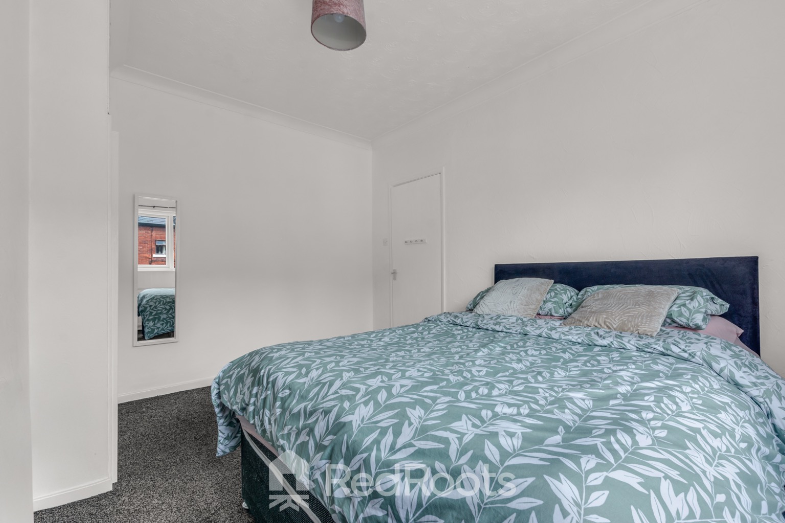 4 bed terraced house for sale in South Elmsall, Pontefract, West Yorkshire, WF9 - Property Image 15