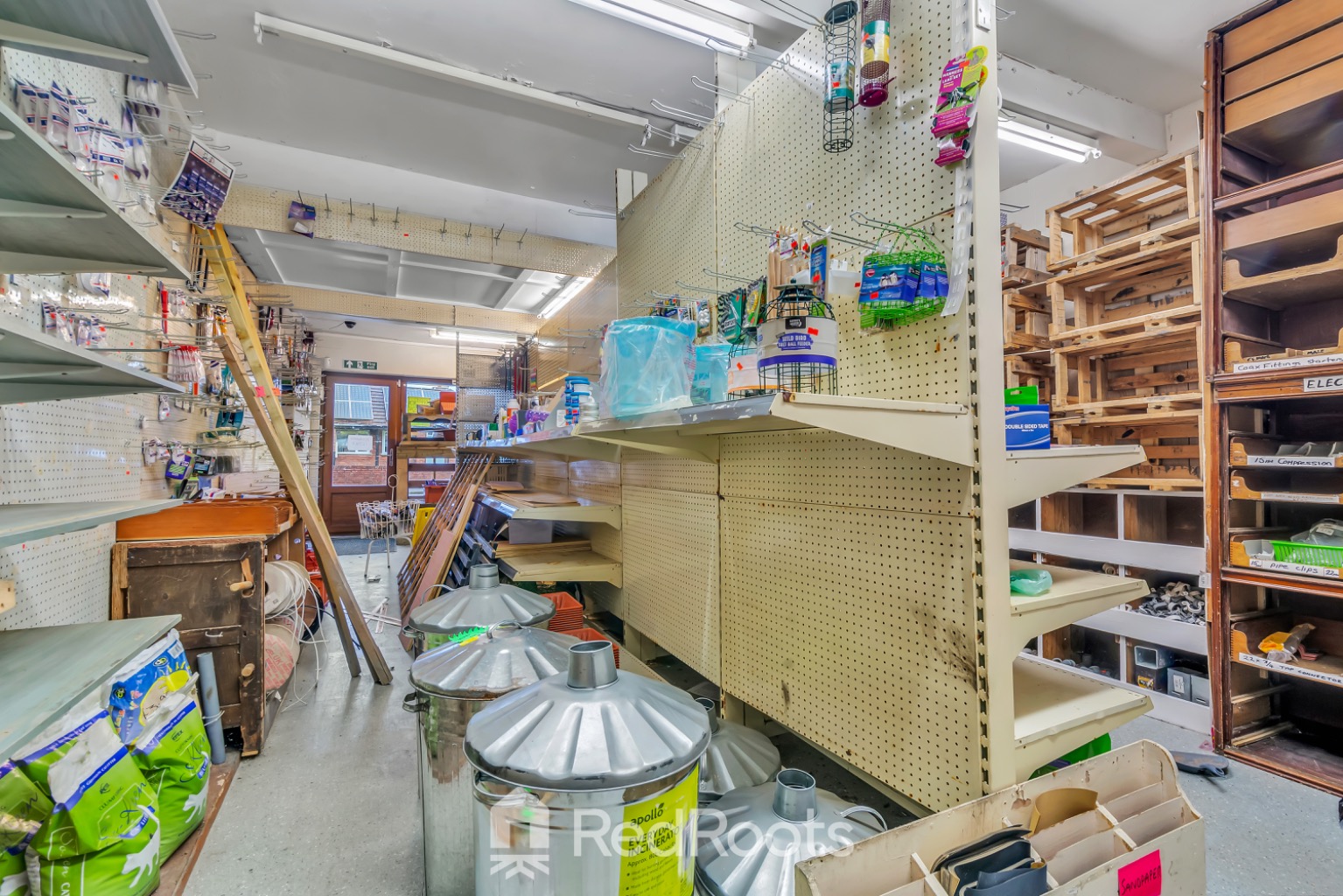 6 bed commercial property for sale in Houghton Road, Thurnscoe, Rotherham, South Yorkshire, S63  - Property Image 6