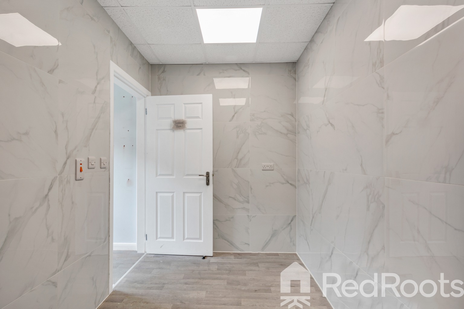 2 bed commercial property to rent in Kirkby Road, Hemsworth, Pontefract, West Yorkshire, WF9 - Property Image 4