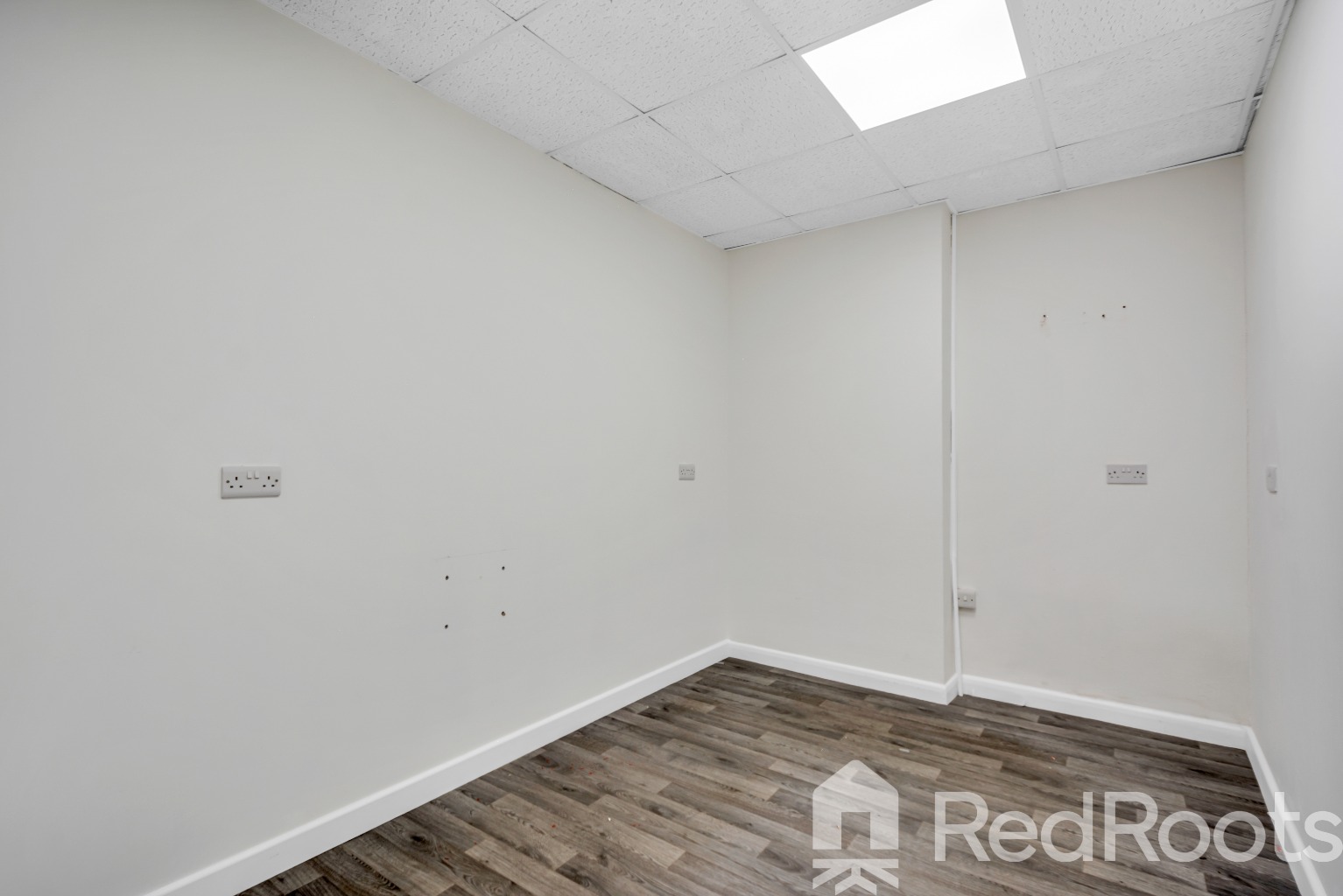 2 bed commercial property to rent in Kirkby Road, Hemsworth, Pontefract, West Yorkshire, WF9 - Property Image 5