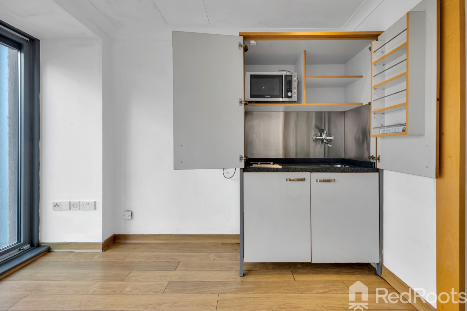 1 bed flat to rent in Citispace South, 11 Regent Street, Leeds, West Yorkshire, LS2  - Property Image 2