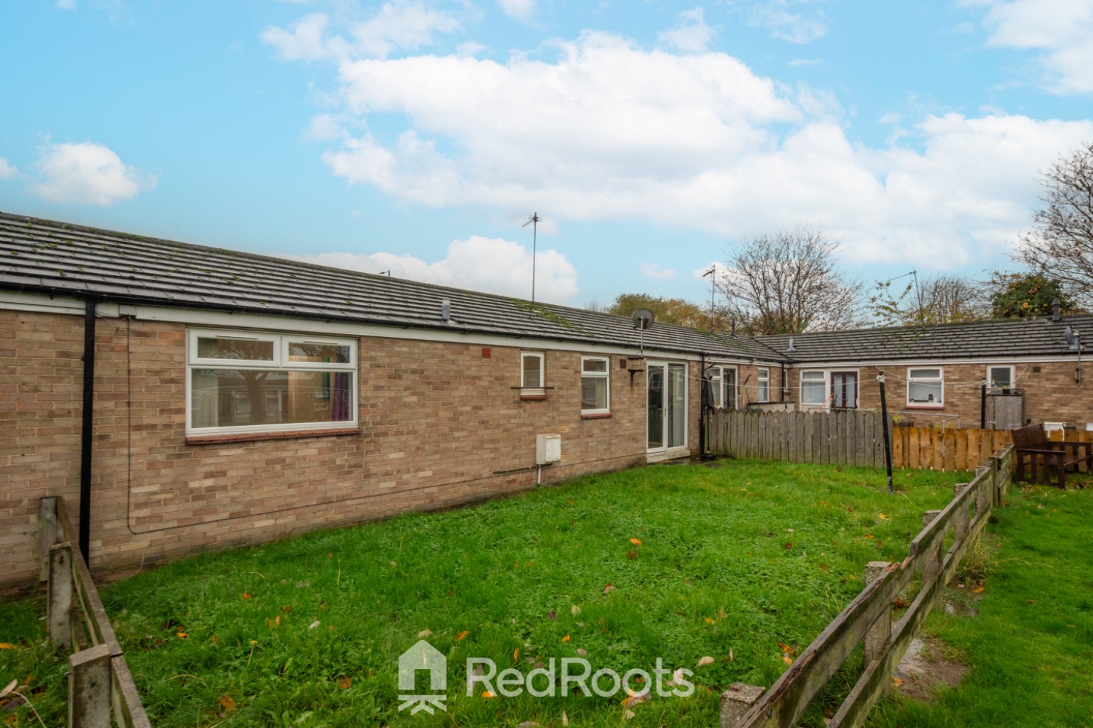 2 bed semi-detached bungalow to rent in Wareham Close, Bransholme, Hull, East Riding of Yorkshire, HU7  - Property Image 10