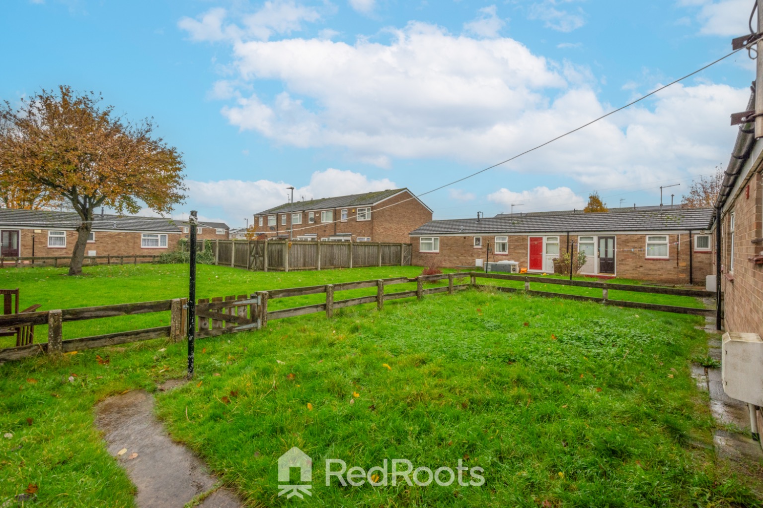 2 bed semi-detached bungalow to rent in Wareham Close, Bransholme, Hull, East Riding of Yorkshire, HU7  - Property Image 9