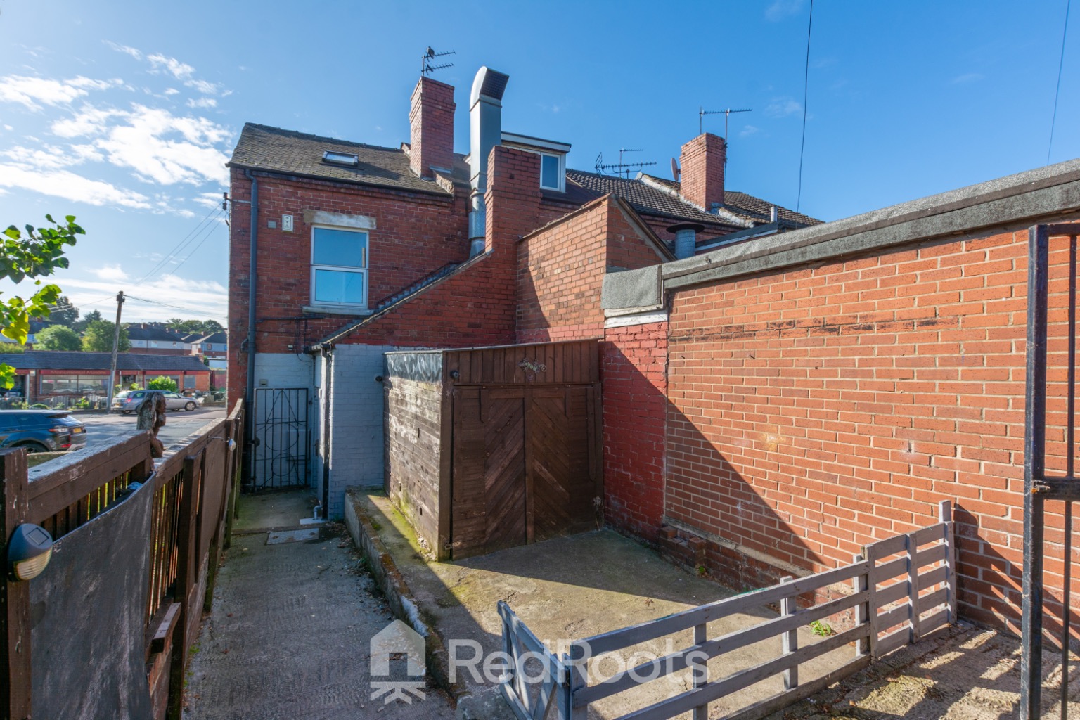 2 bed mixed use for sale in Barnsley Road, South Elmsall, Pontefract, West Yorkshire, WF9  - Property Image 15