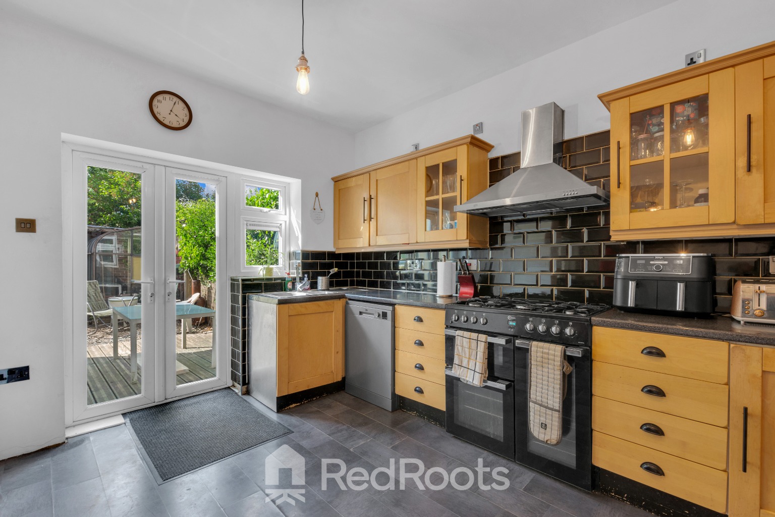 4 bed semi-detached house for sale in School Street, Great Houghton, Barnsley - Property Image 5