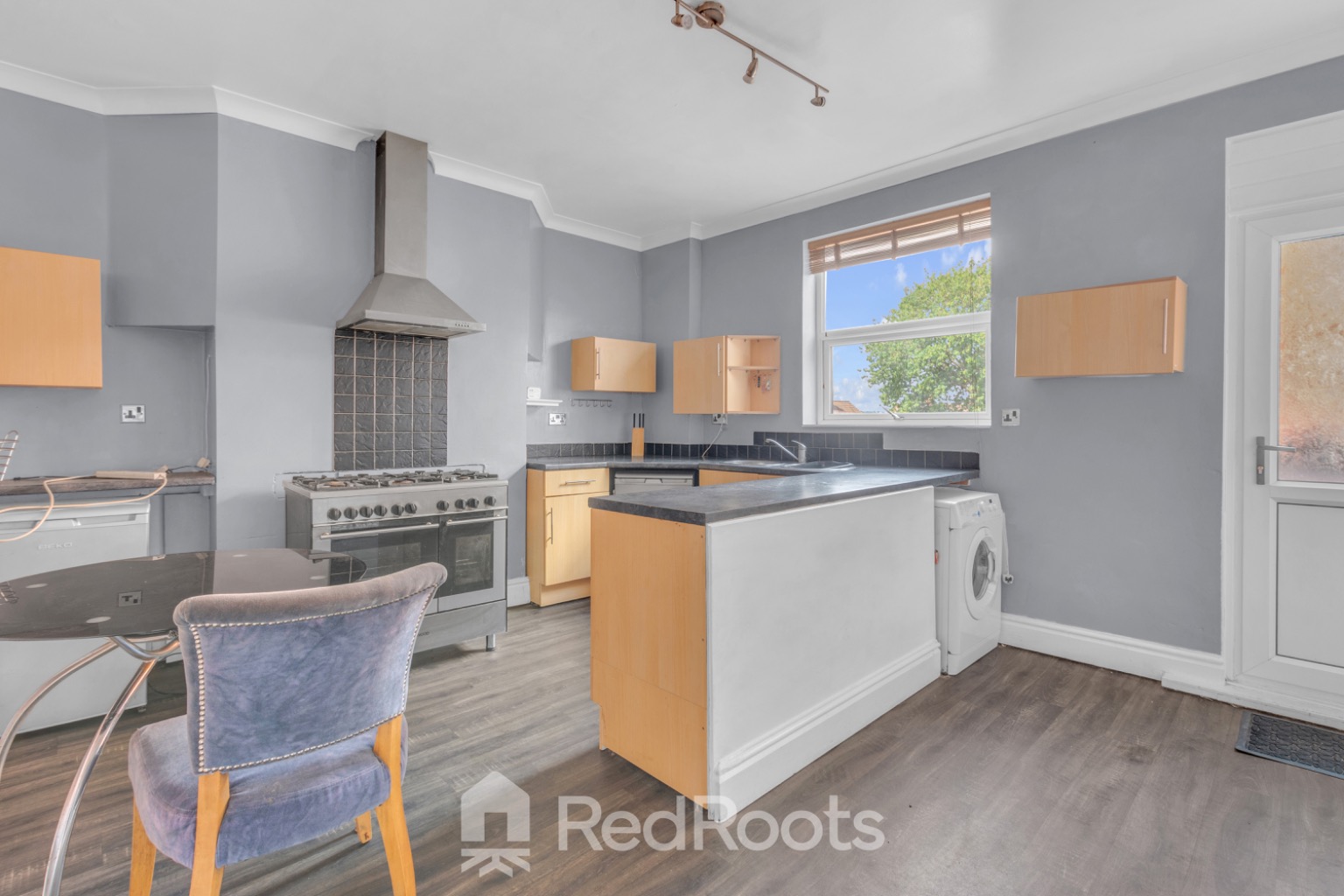 3 bed terraced house to rent in Hemsworth, Pontefract, West Yorkshire, WF9  - Property Image 4