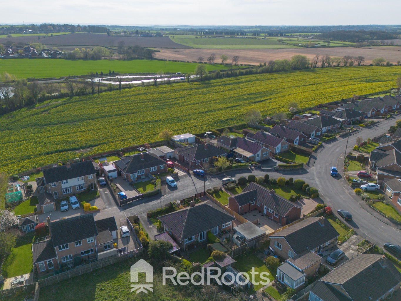 2 bed semi-detached bungalow for sale in Thorpe Audlin, Pontefract, West Yorkshire, WF8  - Property Image 3