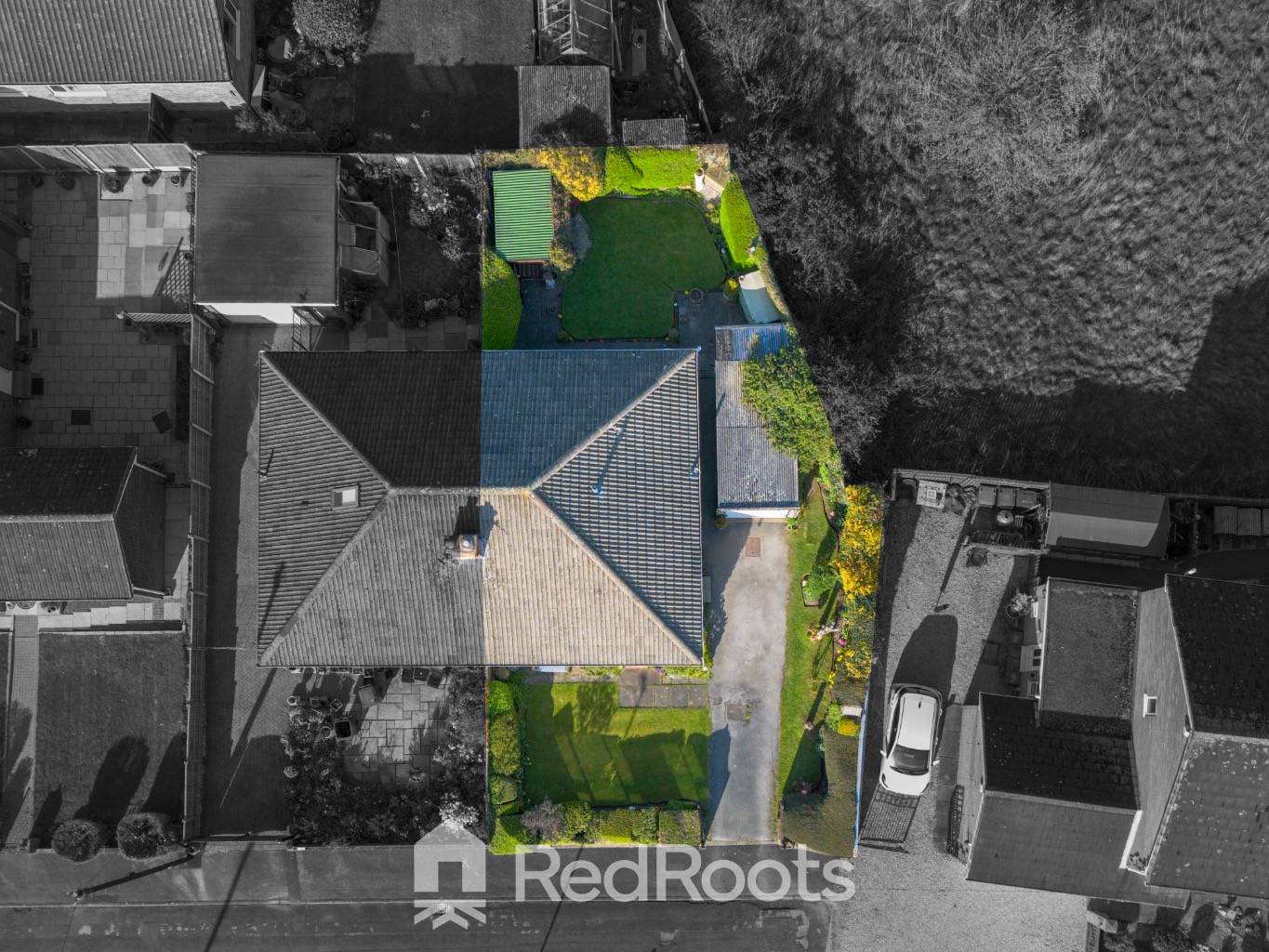 2 bed semi-detached bungalow for sale in Thorpe Audlin, Pontefract, West Yorkshire, WF8  - Property Image 2