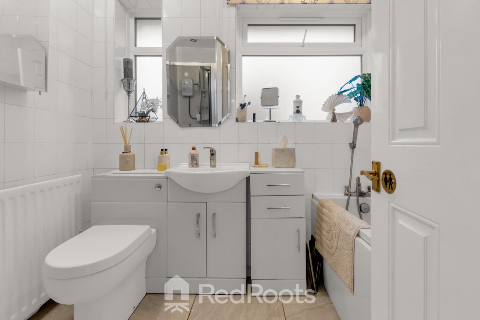 3 bed detached bungalow for sale in Thorpe Audlin, Pontefract, West Yorkshire, WF8  - Property Image 15