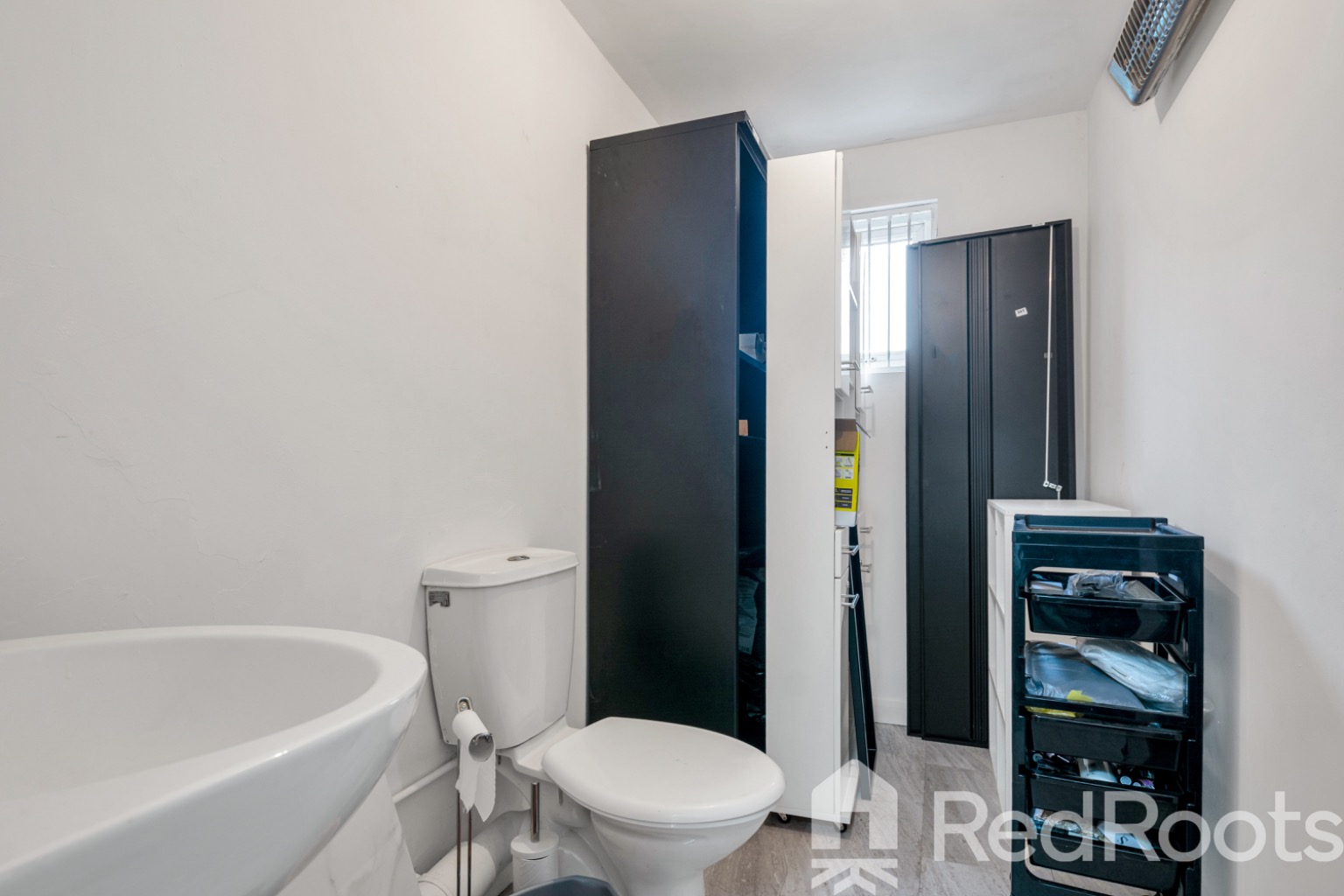 2 bed commercial property for sale in Kirkby Road, Hemsworth, Pontefract, West Yorkshire, WF9 - Property Image 9