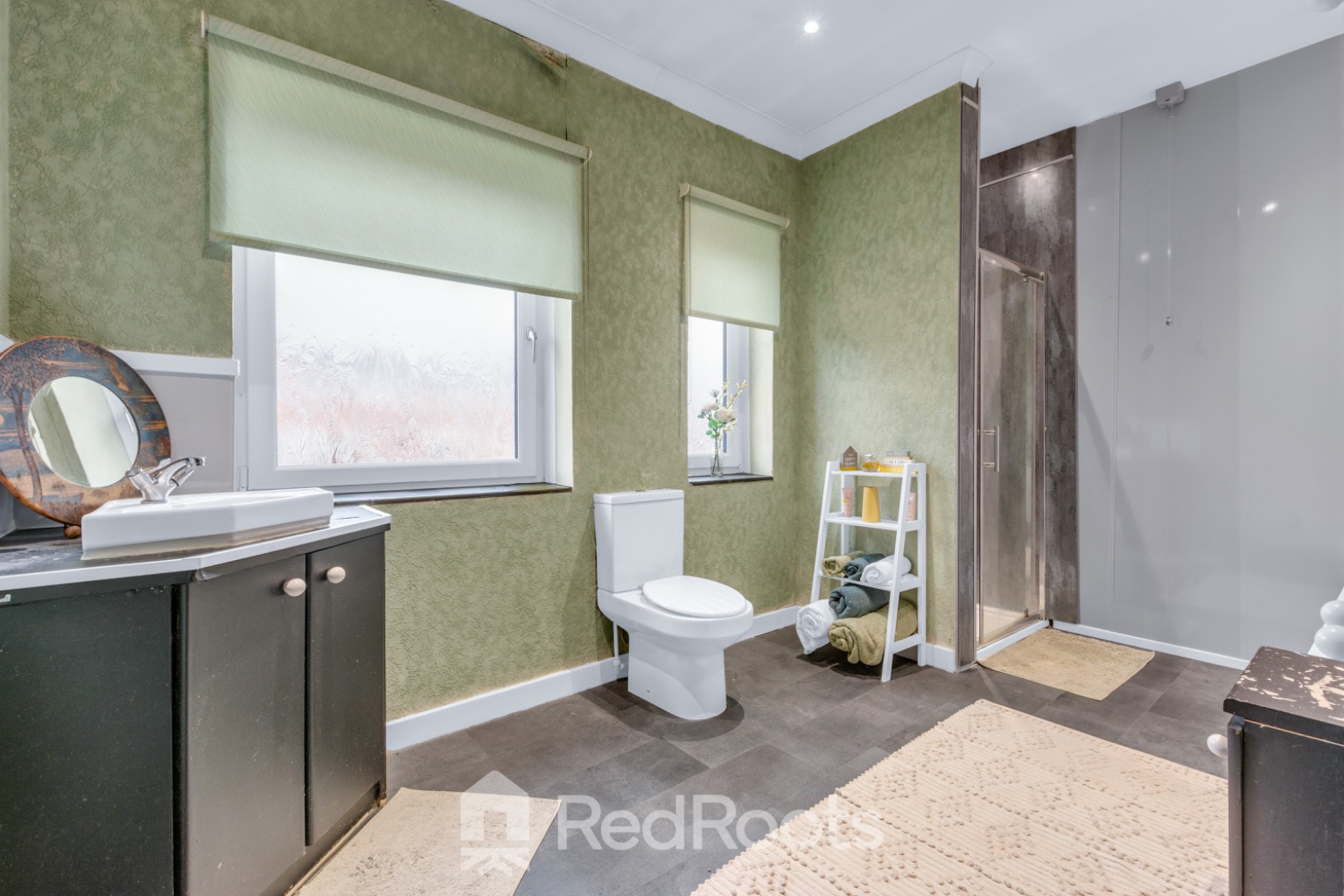 5 bed detached house for sale in Tom Wood Ash Lane, Upton, Pontefract, West Yorkshire, WF9  - Property Image 20