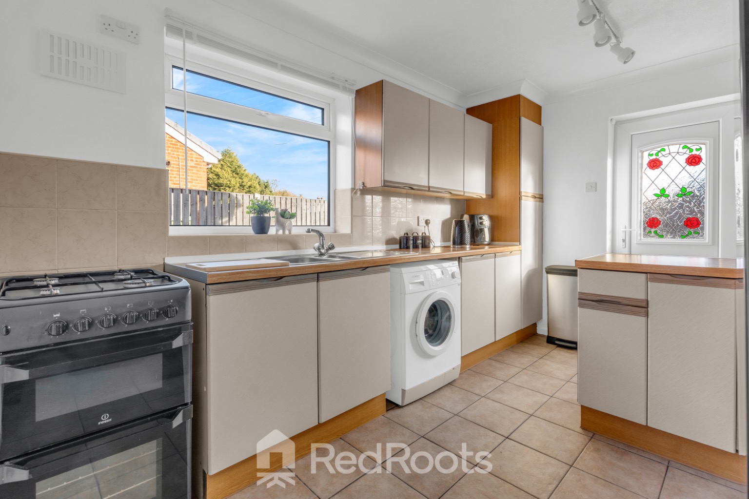 2 bed semi-detached bungalow for sale in Clayton Holt, South Kirkby, Pontefract, West Yorkshire, WF9  - Property Image 9