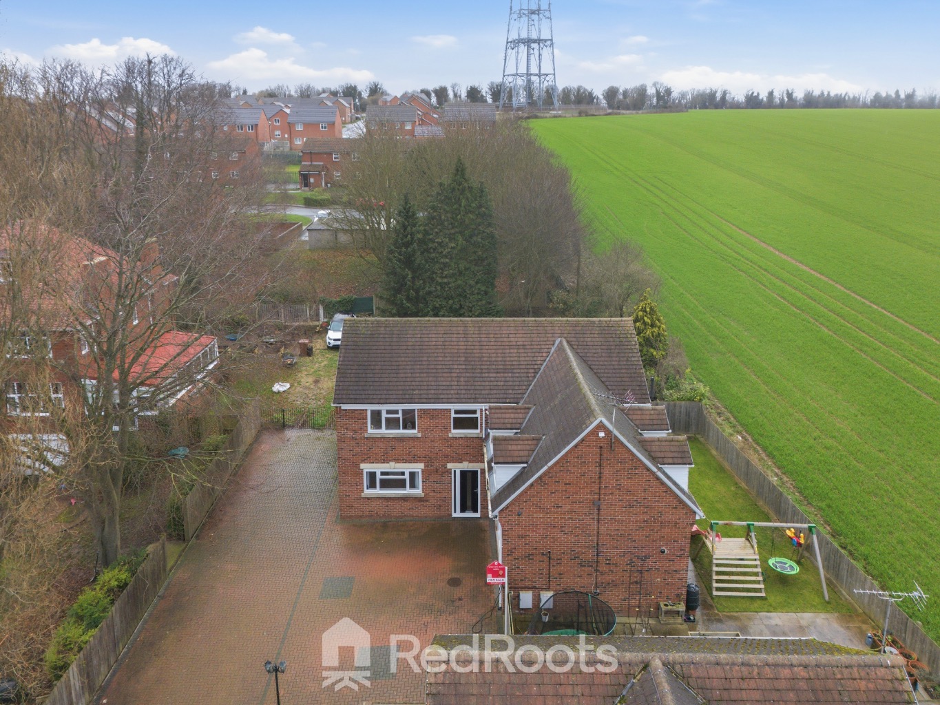 5 bed detached house for sale in Peters Close, Upton, Pontefract, West Yorkshire, WF9  - Property Image 13