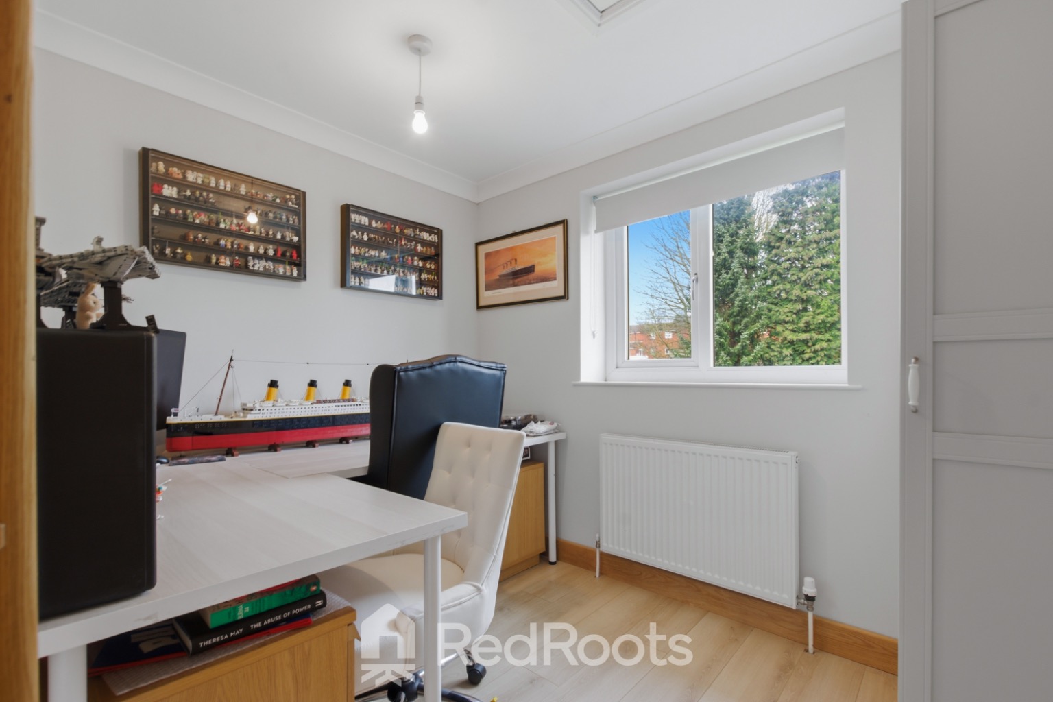 5 bed detached house for sale in Peters Close, Upton, Pontefract, West Yorkshire, WF9  - Property Image 24