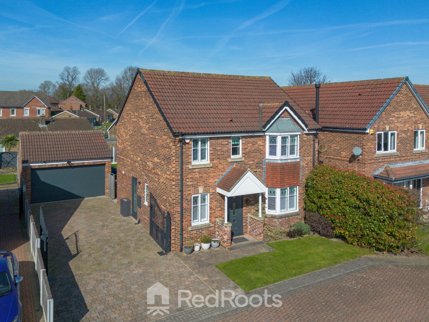 4 bed detached house for sale in Cirrus View, Ackworth, WF7  - Property Image 1