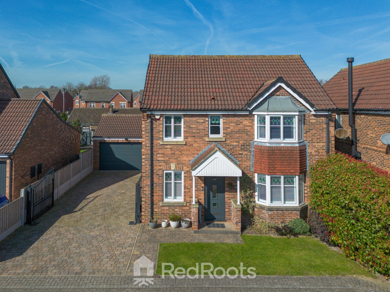 4 bed detached house for sale in Cirrus View, Ackworth, WF7  - Property Image 7