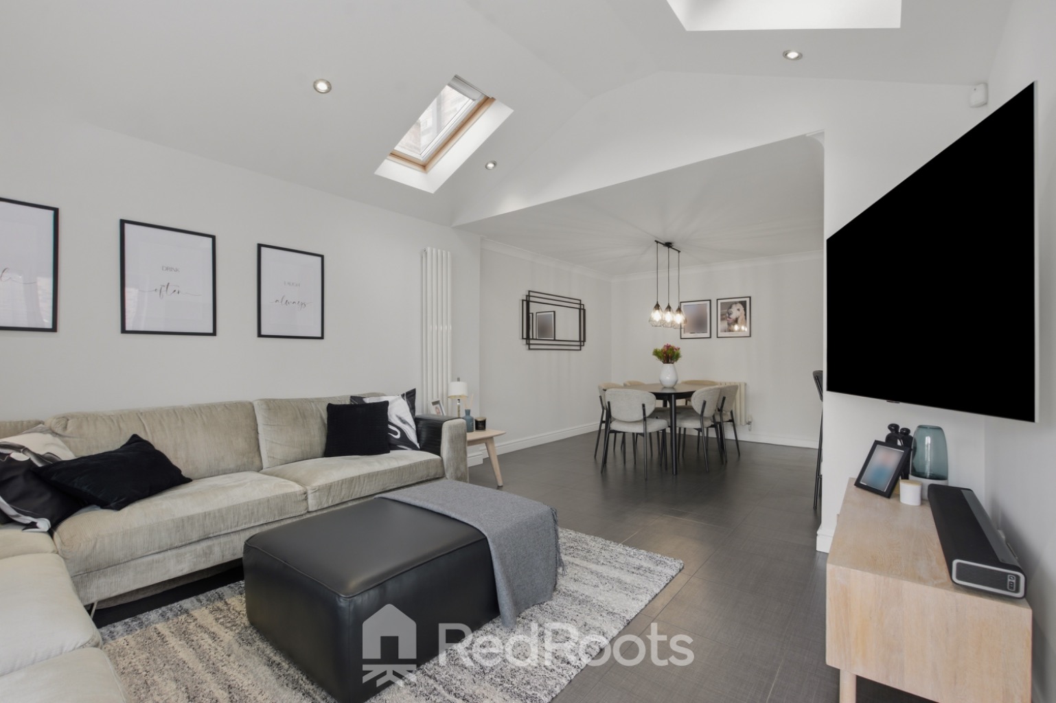 4 bed detached house for sale in Cirrus View, Ackworth, WF7  - Property Image 10