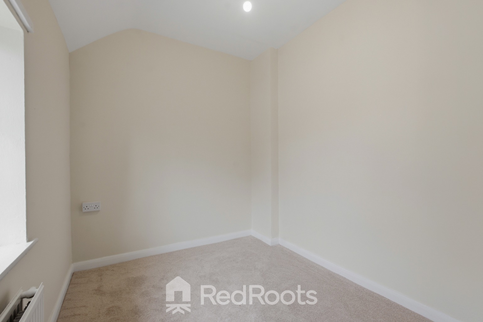 3 bed semi-detached house for sale in Meadway, Streethouse, Pontefract, West Yorkshire, WF7  - Property Image 8