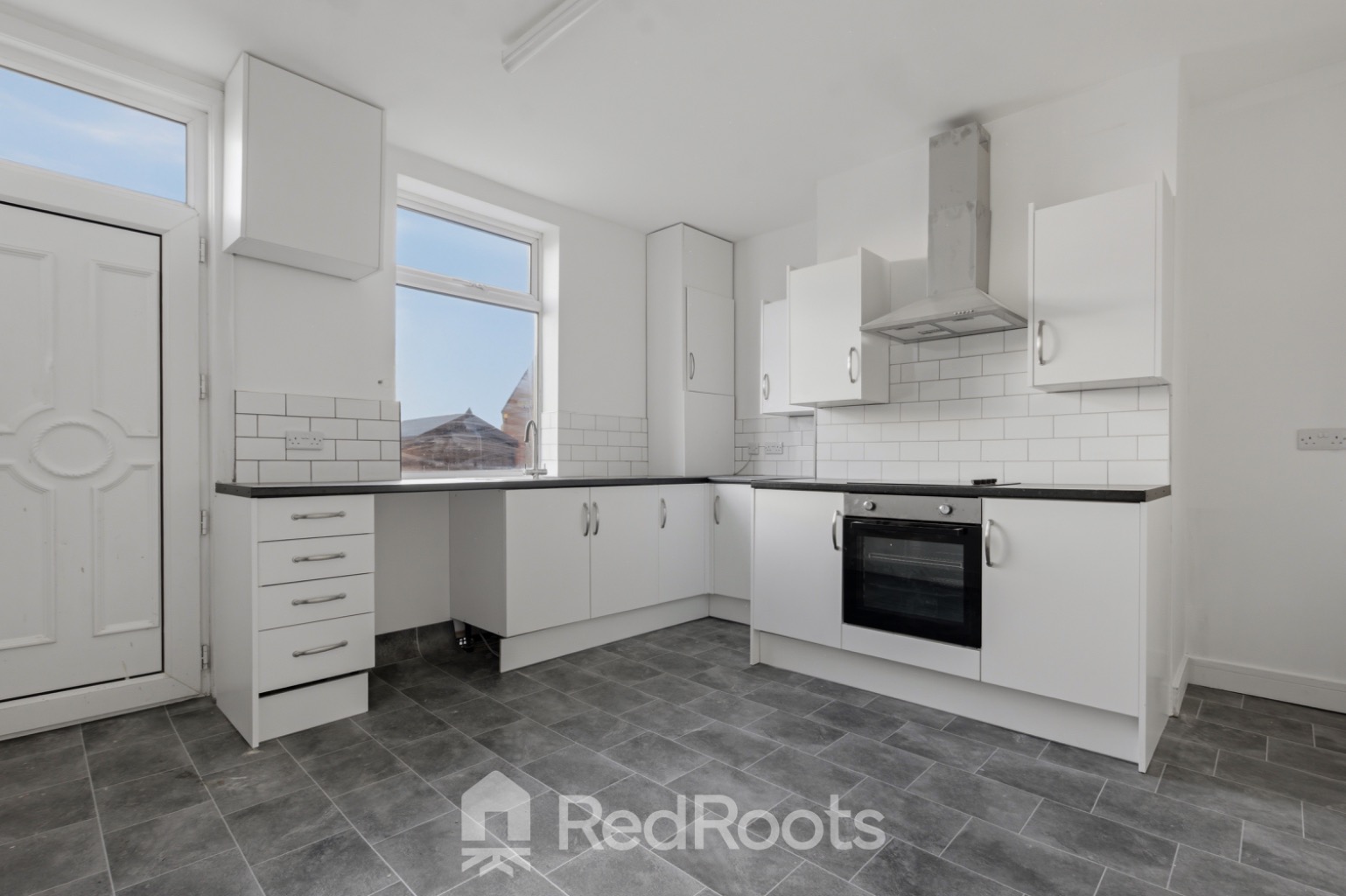 2 bed terraced house to rent in Albany Street, South Elmsall, Pontefract, West Yorkshire, WF9 - Property Image 2