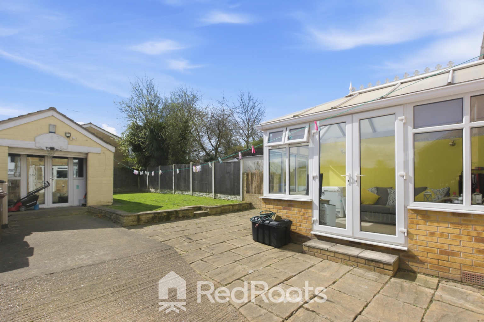 3 bed semi-detached house for sale in Brierley Crescent, South Kirkby, Pontefract, West Yorkshire, WF9  - Property Image 3