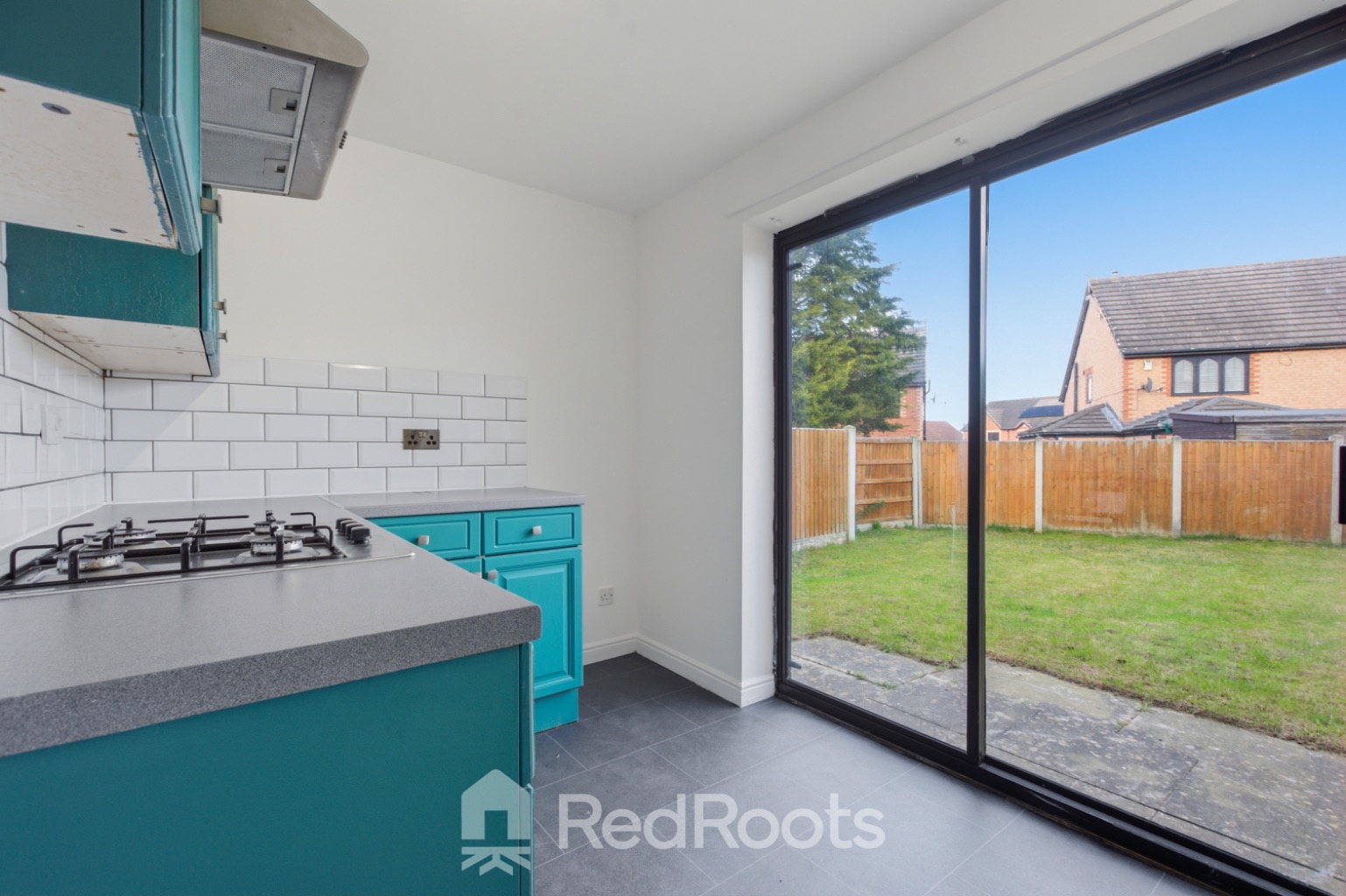 2 bed semi-detached house to rent in Grace Road, Edlington, Doncaster, South Yorkshire, DN12  - Property Image 7