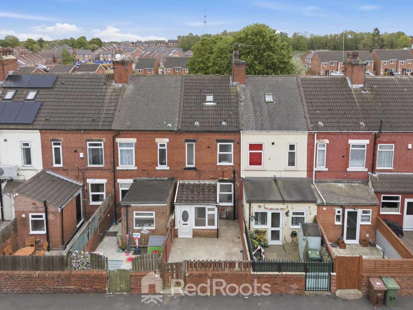 3 bed terraced house to rent in Hemsworth, Pontefract, West Yorkshire, WF9  - Property Image 2
