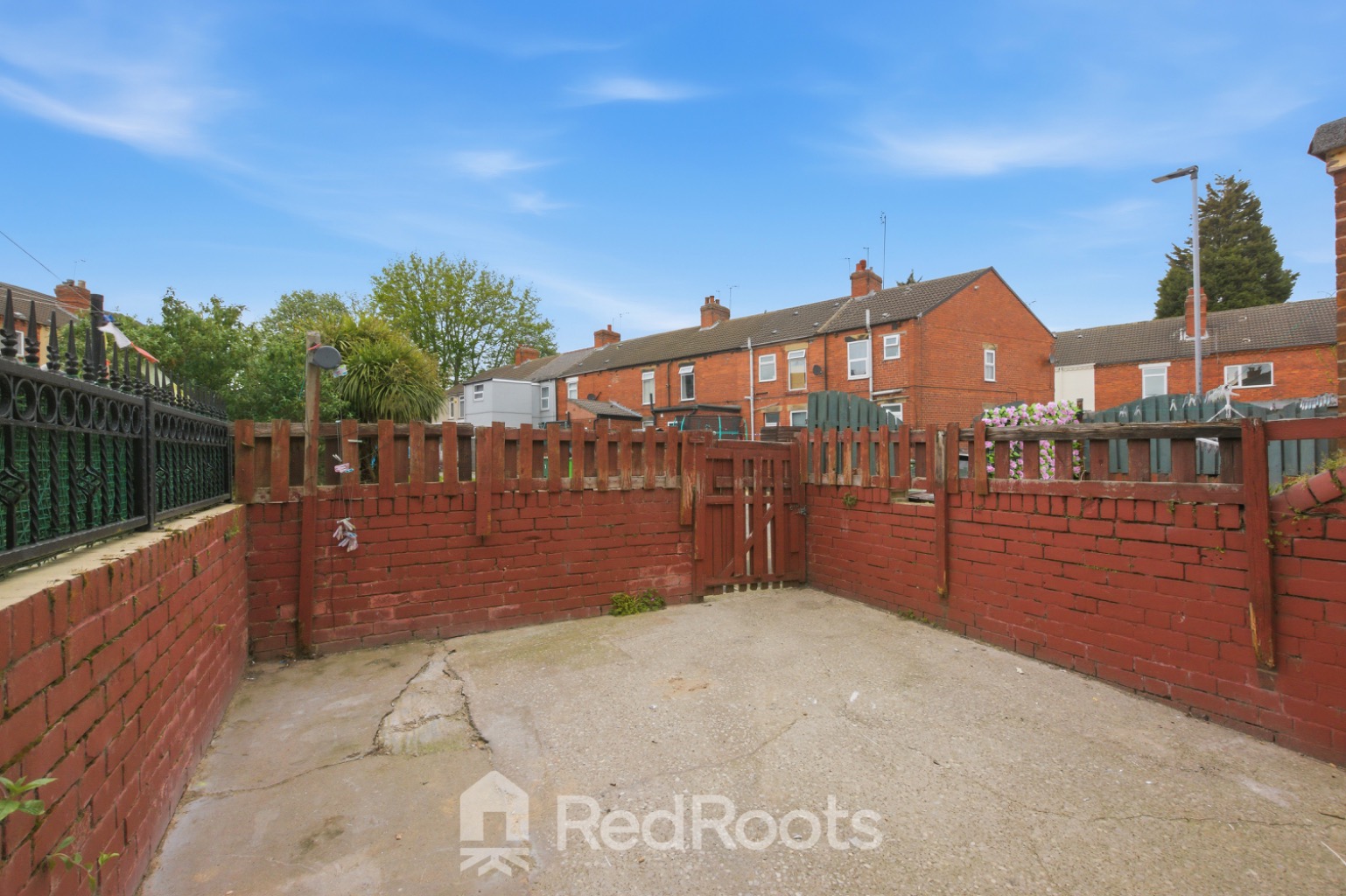 3 bed terraced house to rent in Hemsworth, Pontefract, West Yorkshire, WF9  - Property Image 17