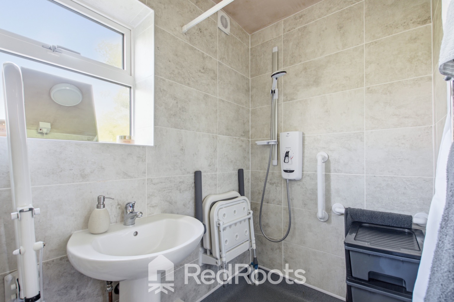 3 bed semi-detached house for sale in South Kirkby, Pontefract, West Yorkshire, WF9 - Property Image 9
